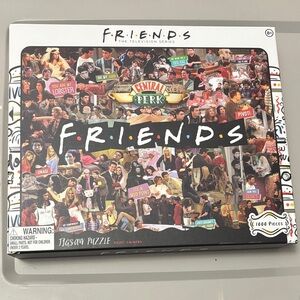 Friends TV Show Jigsaw Puzzle 1000 pieces pre loved 1 PIECE MISSING